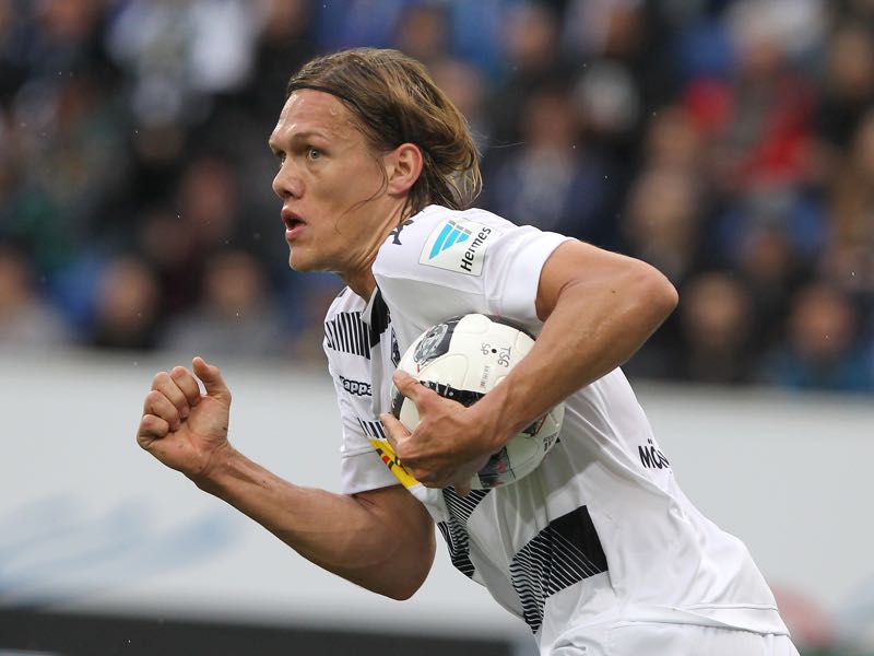 Jannik Vestergaard would be a good alternative to Andreas Christensen. Andreas Christensen would be a good signing for Borussia Dortmund. (AMELIE QUERFURTH/AFP/Getty Images)