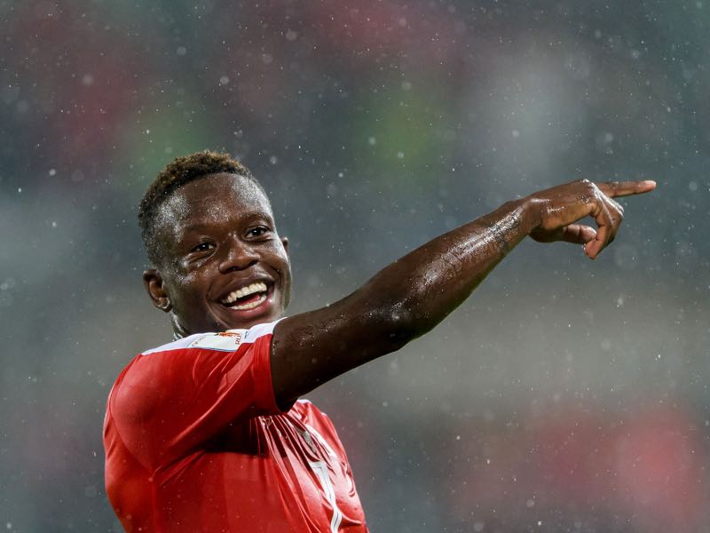 Denis Zakaria will be Switzerland's key player in the World Cup playoff match against Northern Ireland. (FABRICE COFFRINI/AFP/Getty Images)