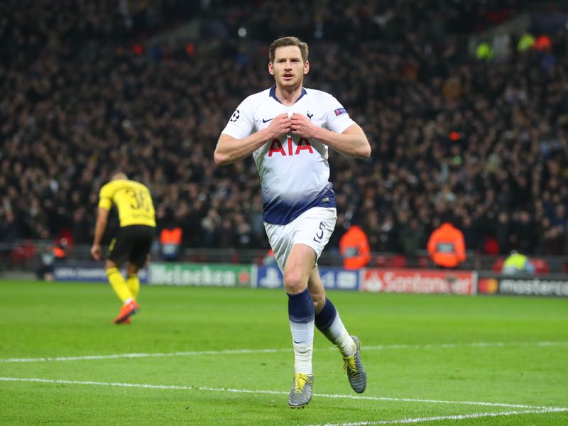 Tottenham v Dortmund - Jan Vertonghen of Tottenham celebrates scoring to make it 2-0 during the UEFA Champions League Round of 16 First Leg match between Tottenham Hotspur and Borussia Dortmund at Wembley Stadium on February 13, 2019 in London, England. (Photo by Catherine Ivill/Getty Images)