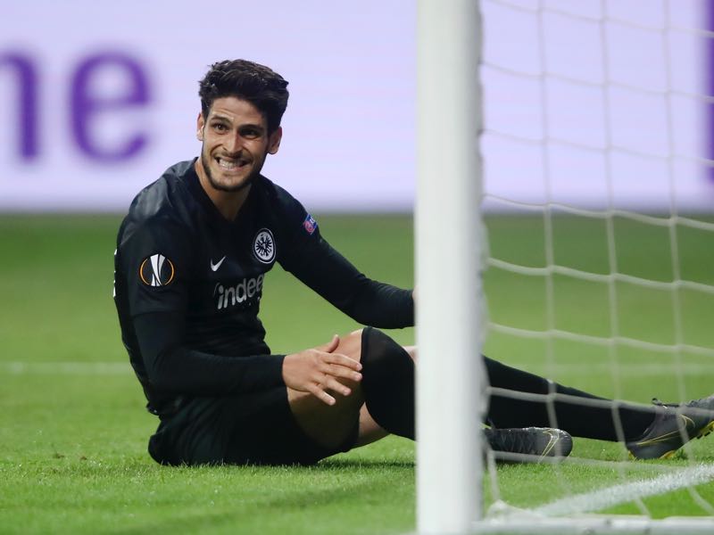 Eintracht Frankfurt v Chelsea - Goncalo Paciencia of Eintracht Frankfurt reacts during the UEFA Europa League Semi Final First Leg match between Eintracht Frankfurt and Chelsea at Commerzbank-Arena on May 02, 2019 in Frankfurt am Main, Germany. (Photo by Alex Grimm/Bongarts/Getty Images,)